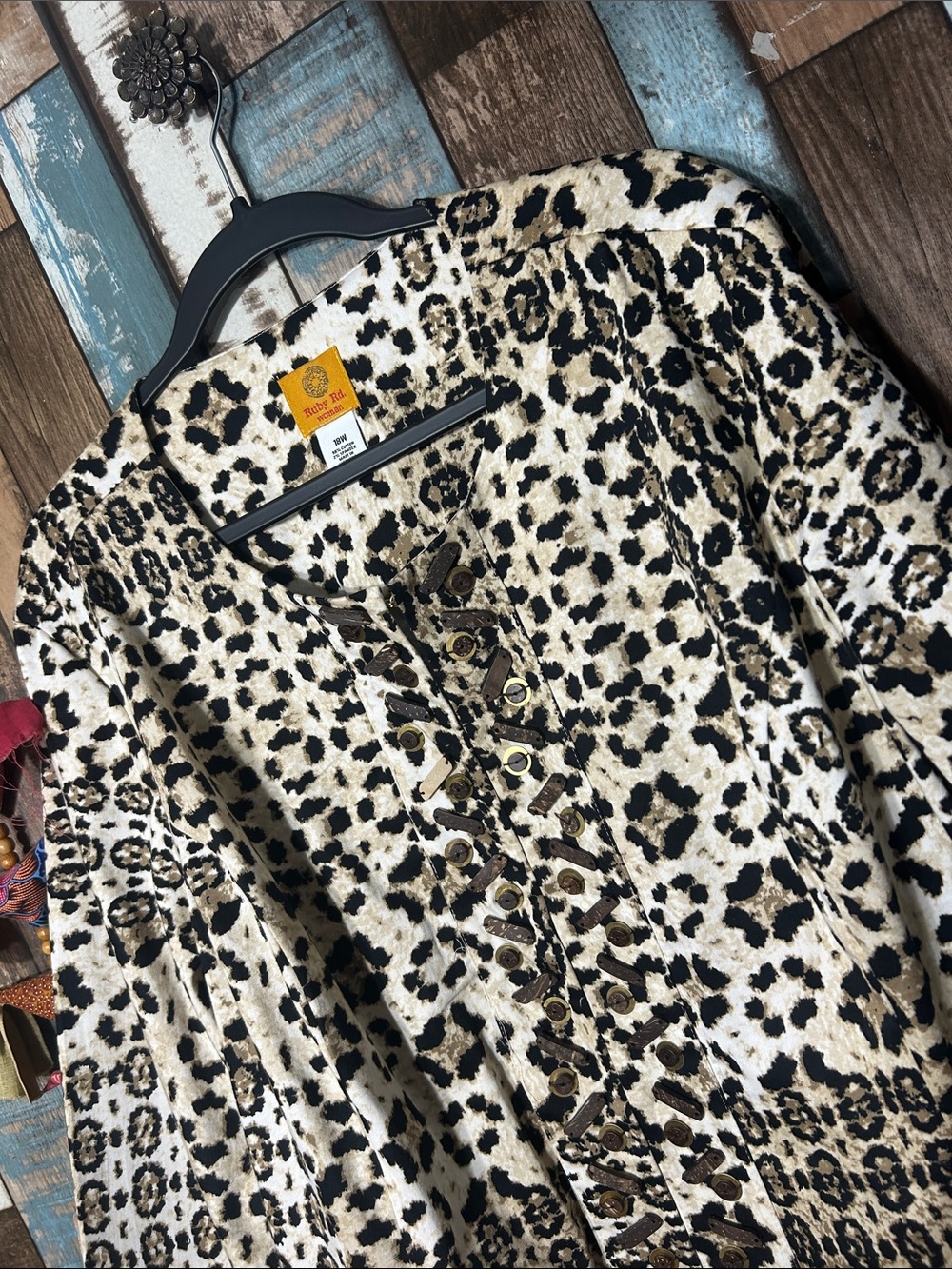 Ruby Rd. Leopard Print shacket Cream & Black - Picture 8 of 16